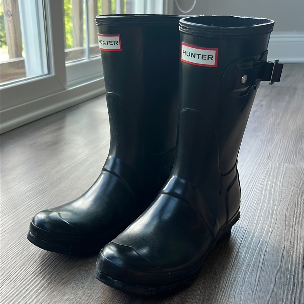 Hunter Women's Original Short Gloss Rain Boots